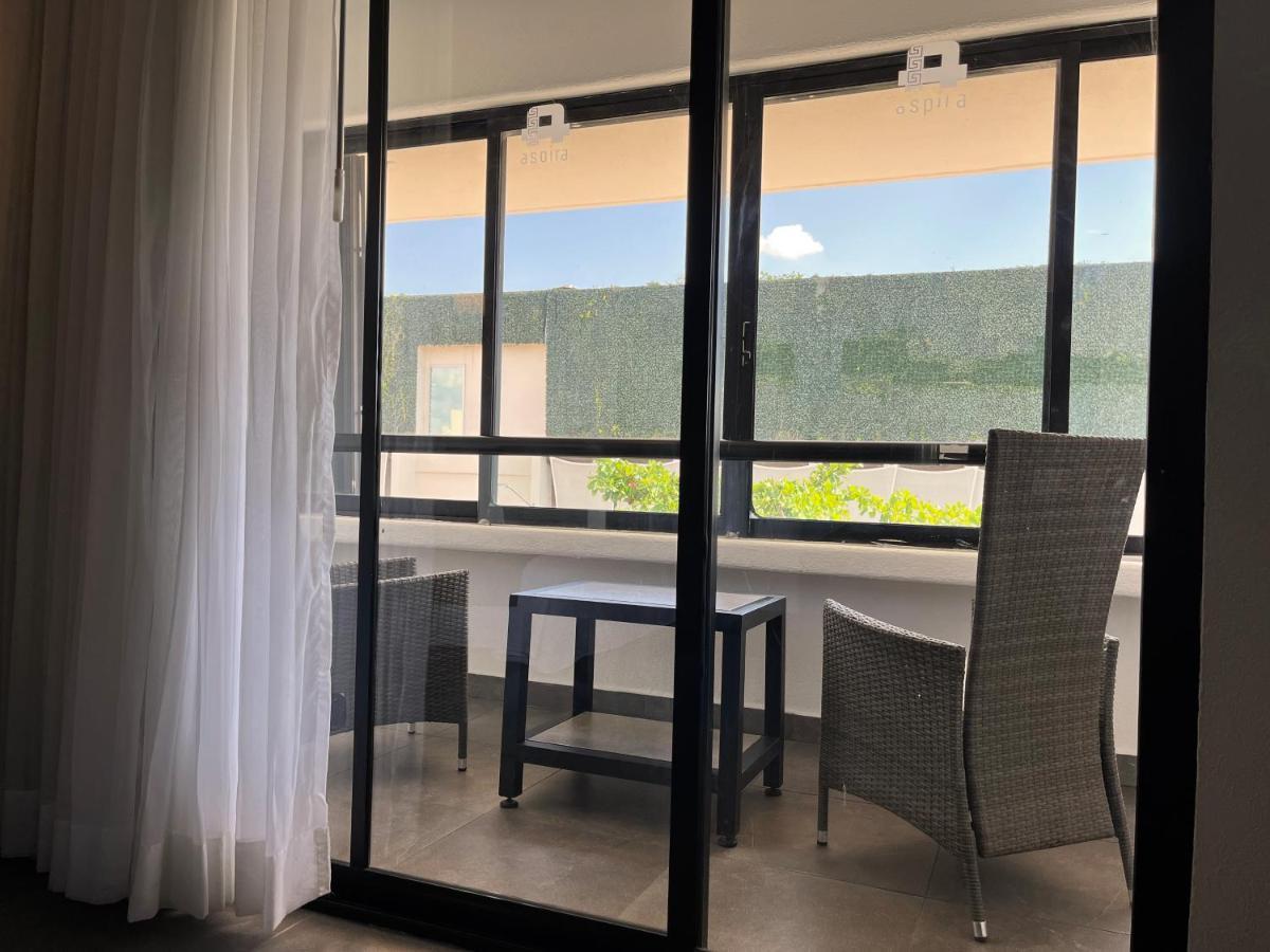 Hotel Mx Portal Maya Playa del Carmen Exterior photo